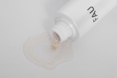 SPOTLIGHT-LINE-5-min