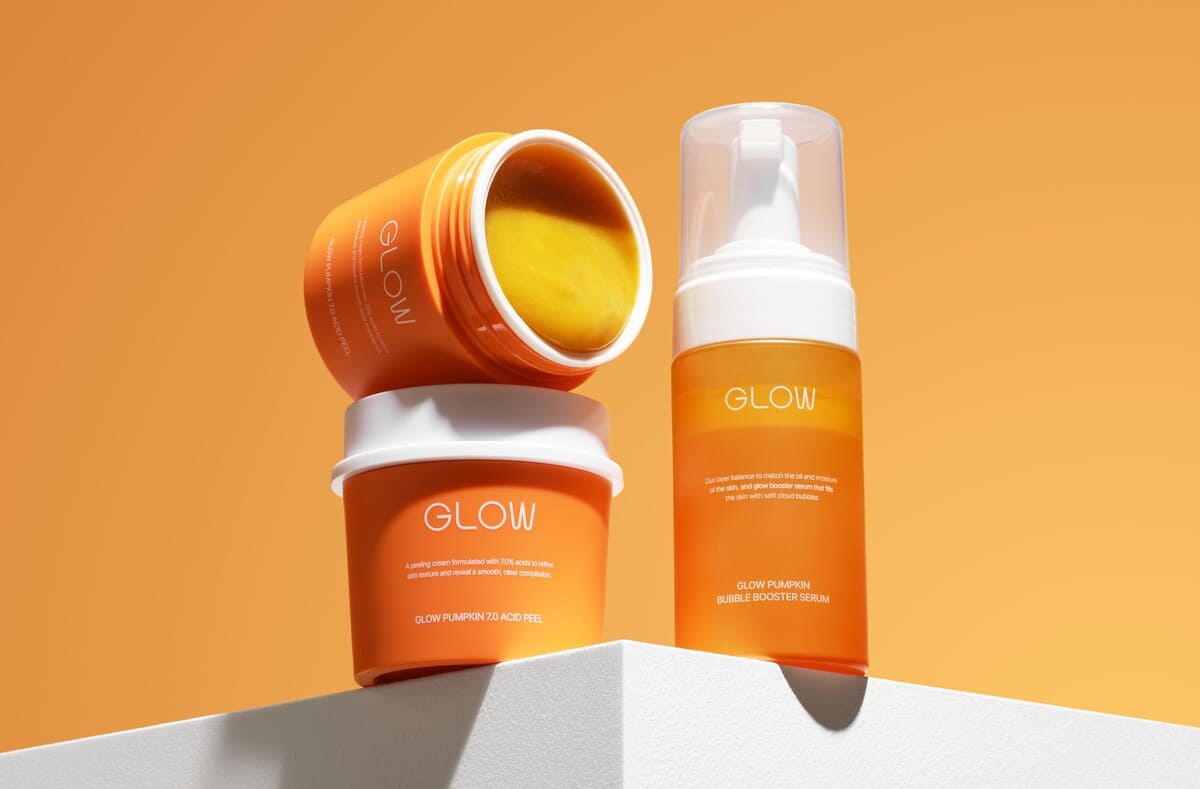 FAU Glow Pumpkin 7.0 Acid Peel and Bubble Booster Serum set for home aesthetic skincare.
